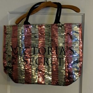 NWT Victoria's Secret Sequin Bag